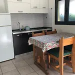 Camping Montorfano Кемпинг 2*