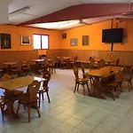 Camping Montorfano Кемпинг