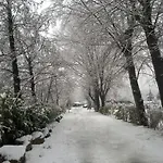 Camping Montorfano مكان تخييم 2*