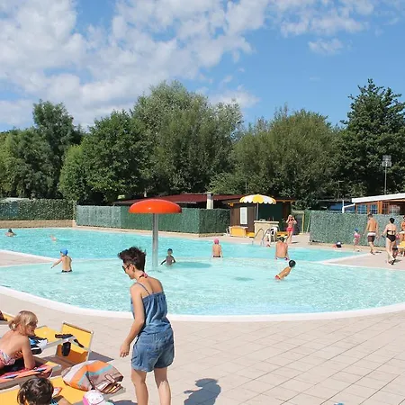 Camping Montorfano 2*